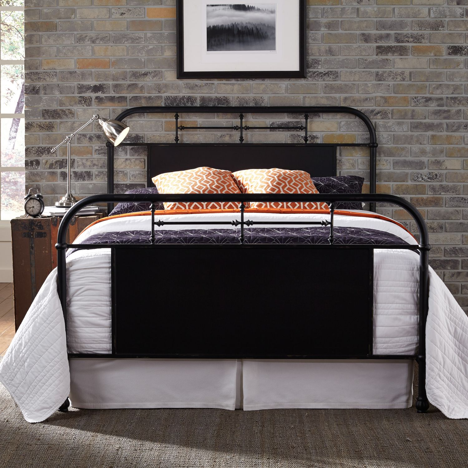 Liberty Furniture | Products | Queen Metal Bed Black, image size:1500x1500