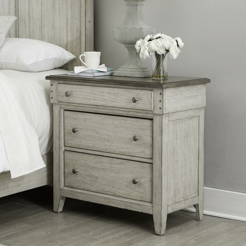 Liberty Furniture | Products | 3 Drawer Bedside Chest W Charging