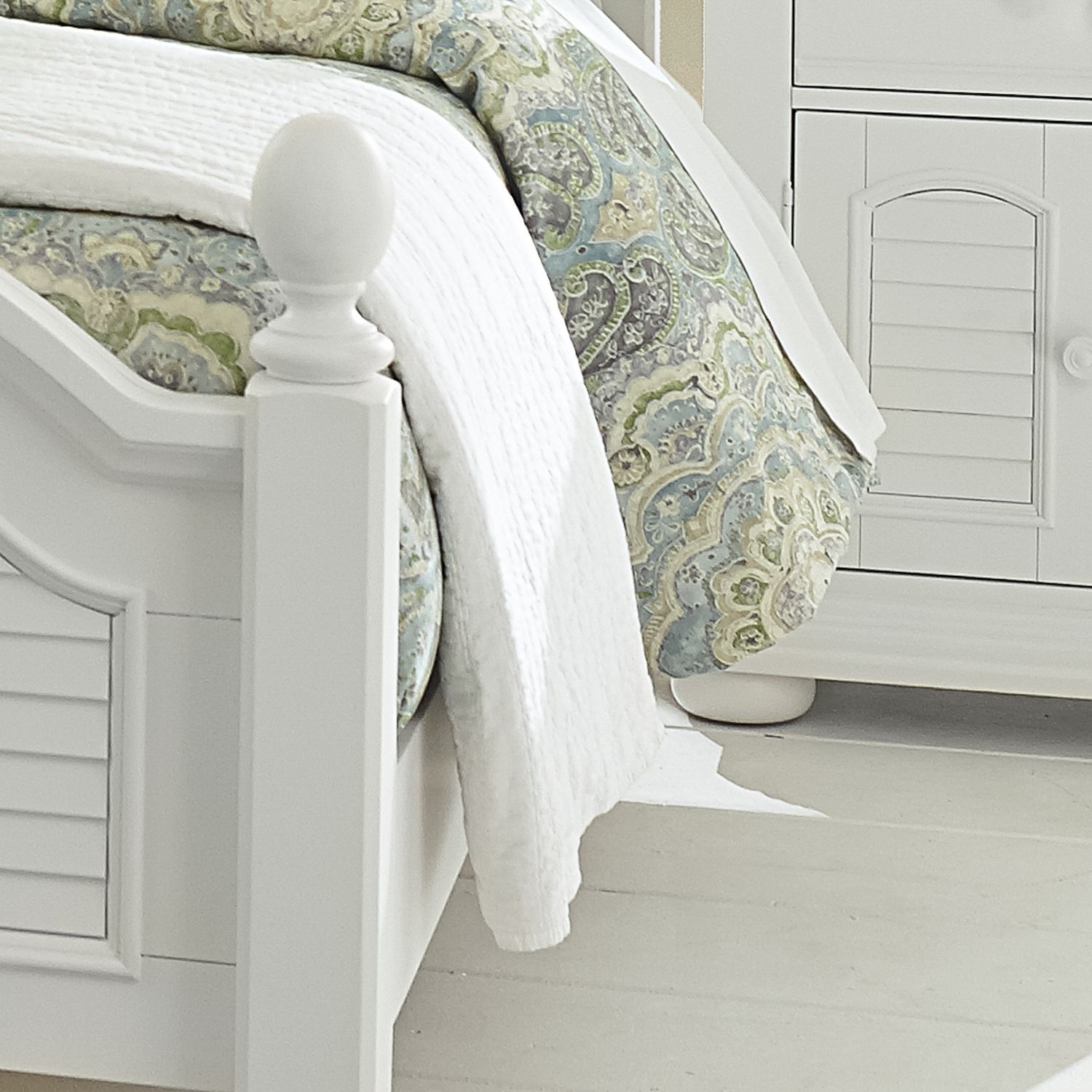 Summer House I Panel Bed Rails 607BR90