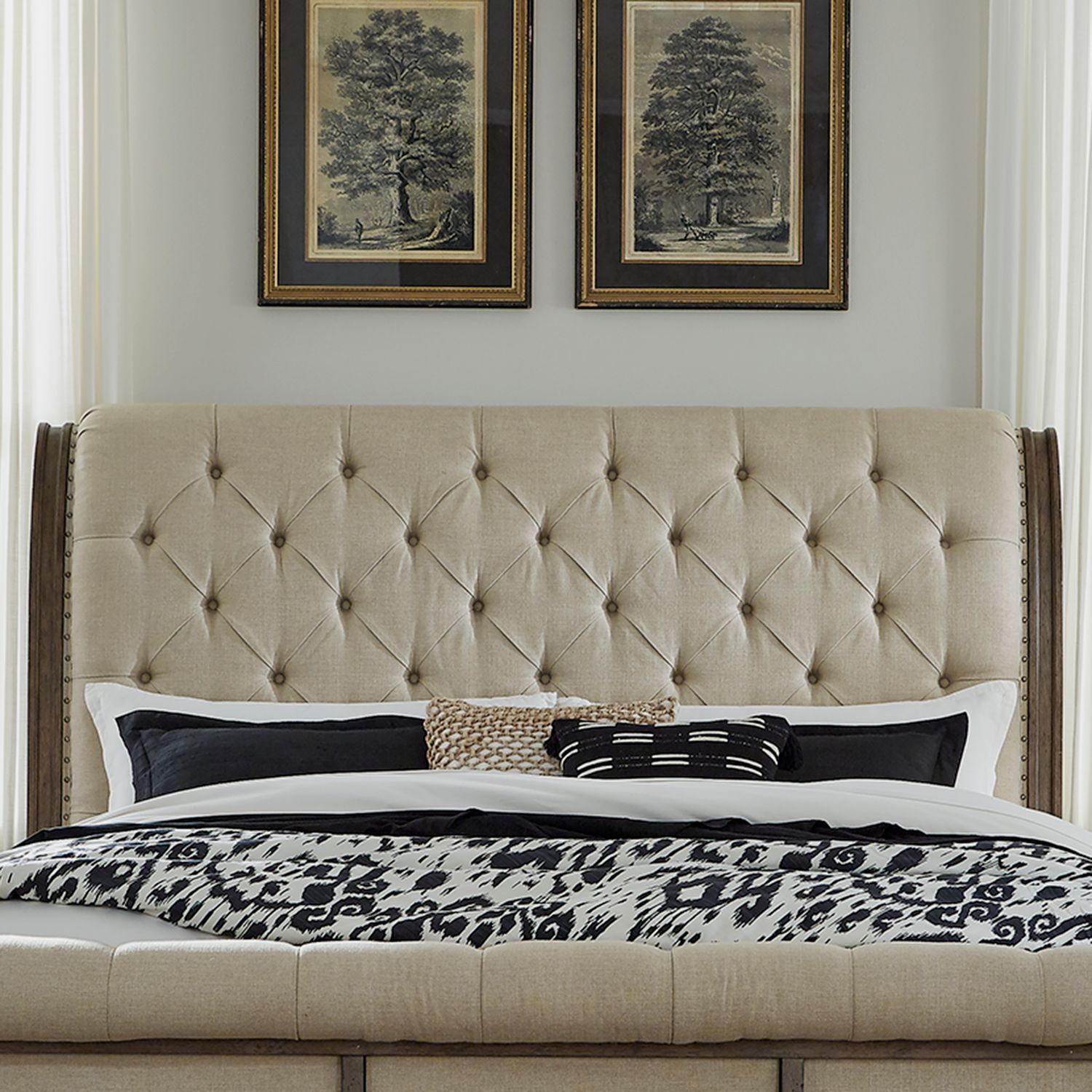 Americana Farmhouse Queen Uph Sleigh Headboard 615BR21HU