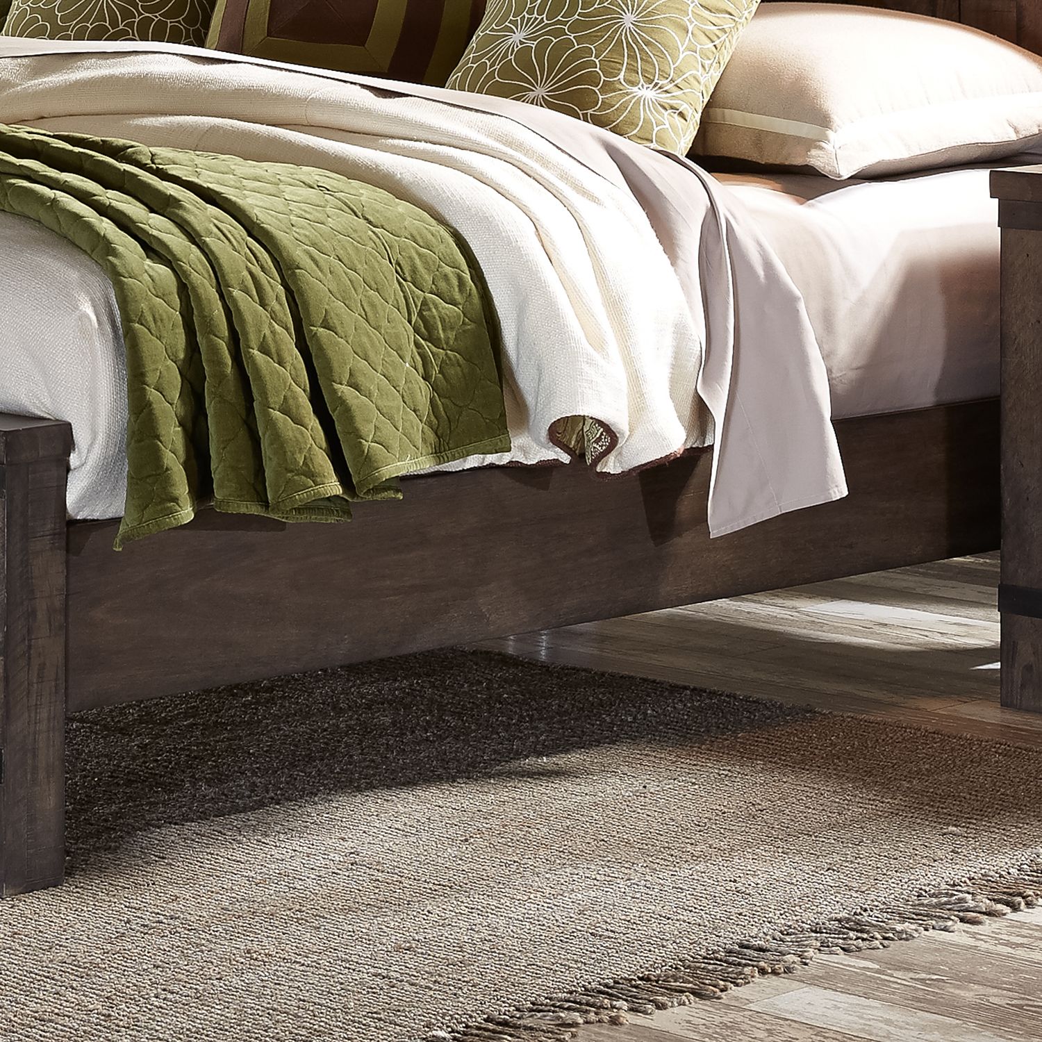 Thornwood Hills Panel Bed Rails 759BR90