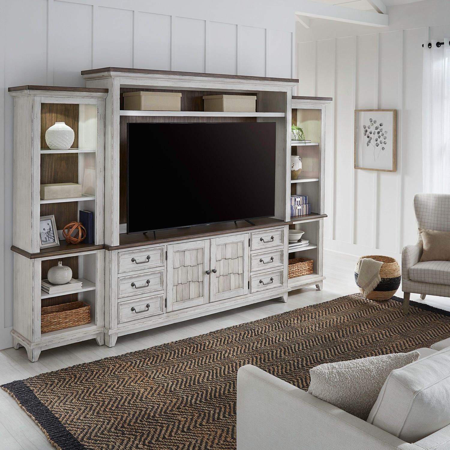 Liberty Furniture | Products | Entertainment Center With Piers
