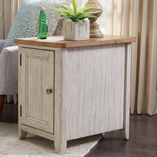 Liberty Furniture | Products | Door Chair Side Table W Charging